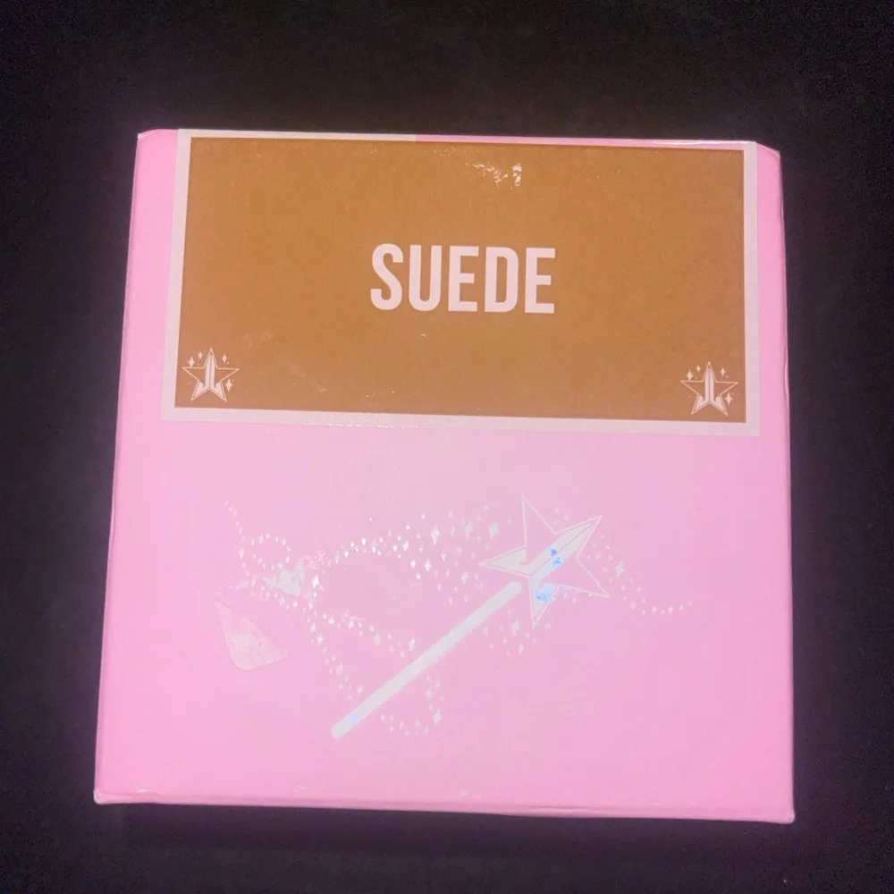 Jeffree Star Suede Luminous Setting Piwdwr